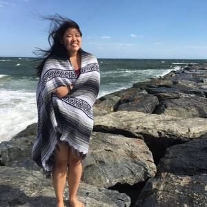 Meet your Posher, Julia